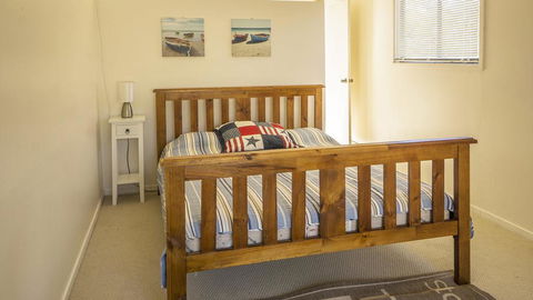 Wallder Cottage - Australian Directory 1