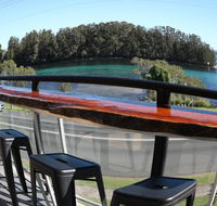 Wallis View 13 - Australian Directory