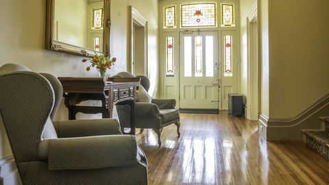 Waratah On York - Australian Directory 1