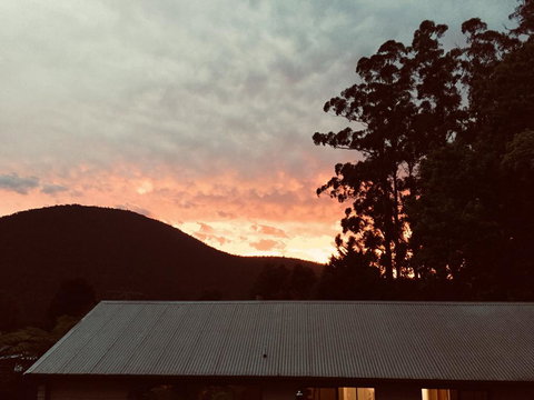 Warburton Holiday House - Australian Directory 1