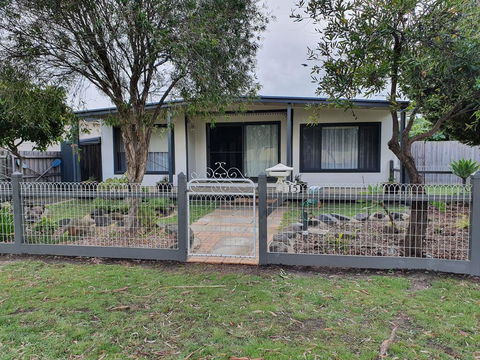 Ward Street Holiday House - Australian Directory 2