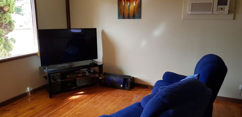 Warmont Apartments Self Contained Home - Australian Directory 0