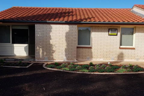 Warmont Apartments Self Contained Home - Australian Directory 1