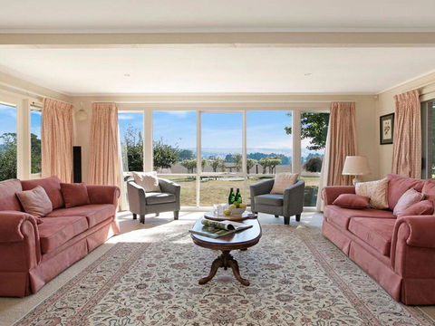 Warrington Park - Bendooley Hill - Australian Directory 1