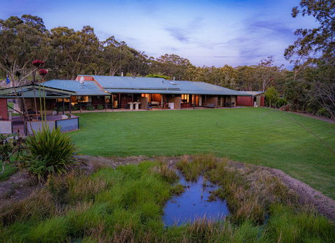 Waterfall Springs Retreat - Australian Directory 3
