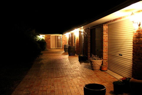 Waterfall Way Farmstay - Australian Directory 1