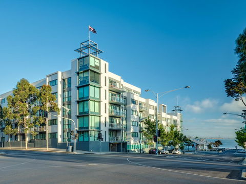 Waterfront (Yarra St) By Gold Star Stays - Australian Directory 0