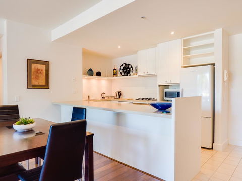 Waterfront (Yarra St) By Gold Star Stays - Australian Directory 3