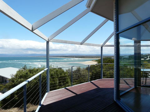 Waterline Holiday Home - Australian Directory 0