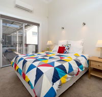 Waterstreet Apartment - Australian Directory