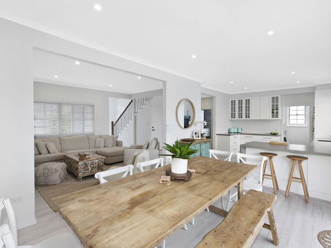 Waterview Beach House - Australian Directory 3