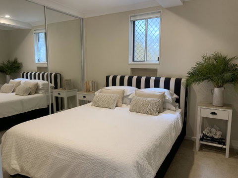 Waterview Cottage - Australian Directory 1