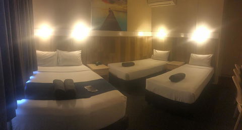 Wattle Tree Motel - Australian Directory 2