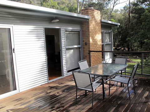 Wattletree Cottage - Australian Directory 2