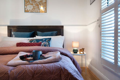 Wayward Cottage - Australian Directory 3