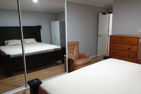 Weaver Heaven - Australian Directory 1