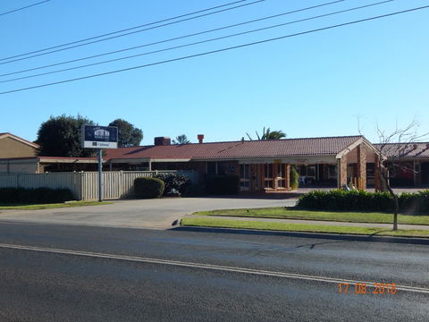 Werribee Park Motor Inn - Australian Directory 0