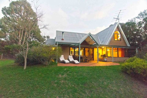 Westwood Cottage - Australian Directory 0