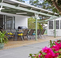Whispering Waves - relaxing beach house - Australian Directory