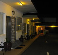 White Manor Motel - Australian Directory
