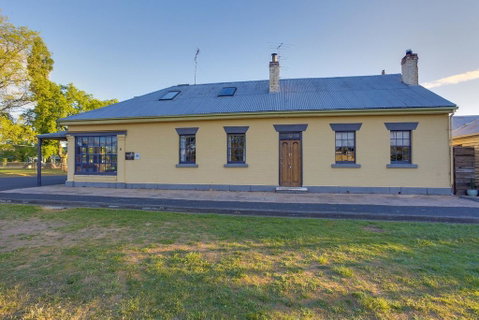 Whites Corner - Australian Directory 0