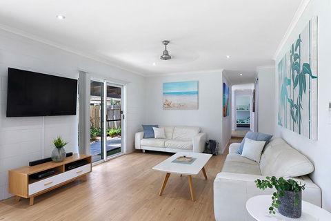 Whitsunday Palms - Australian Directory 2