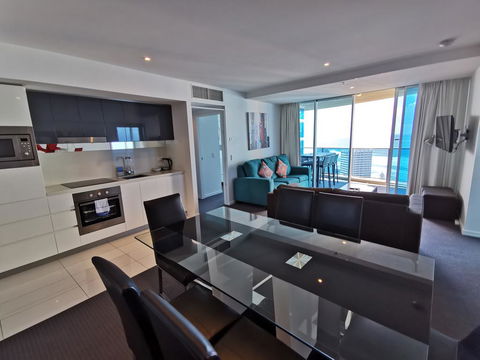 Widest Ocean View And Balcony Luxury Apt - Australian Directory 1