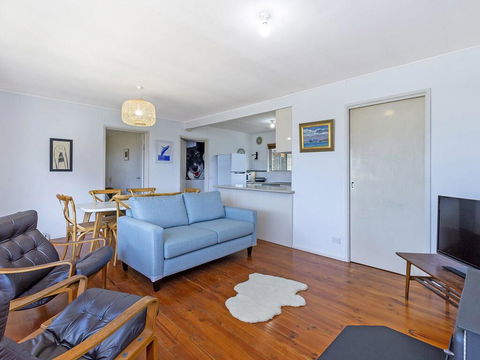 Willan - 43 Powling Street - Australian Directory 3