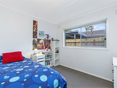 Willan - 43 Powling Street - Australian Directory 1