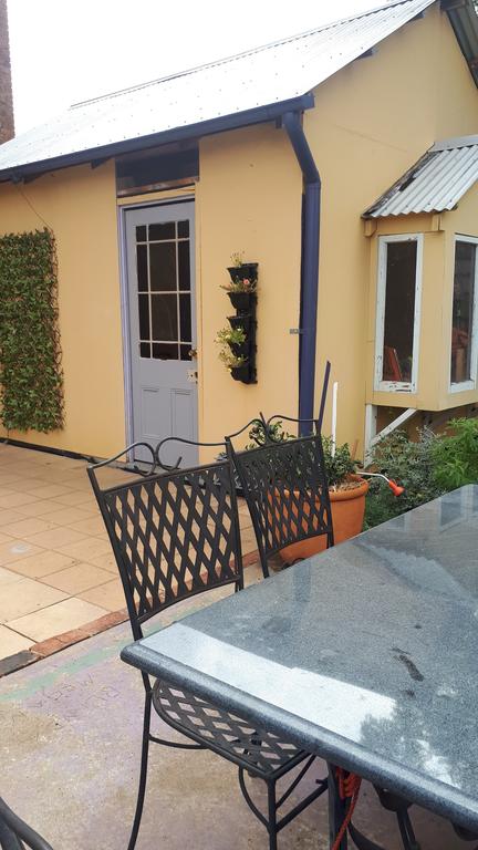 Willowgate Hall Luxury Hosted B&B - Australian Directory 2