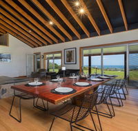 Willowview - coastal retreat stunning views - Australian Directory