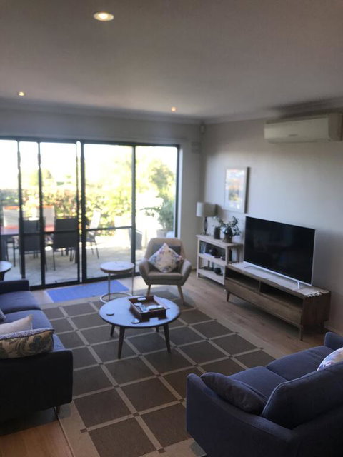 Wilton Place - Australian Directory 1