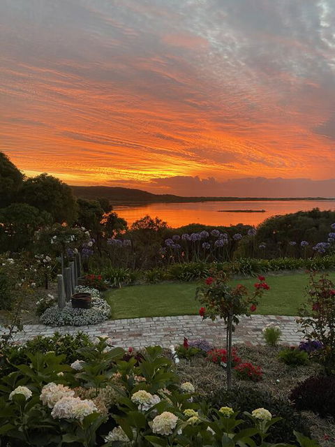 Winniston Lodge Luxury Accommodation - Australian Directory 1