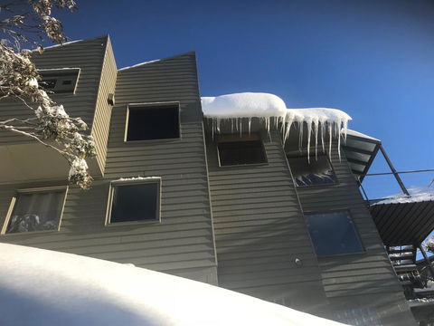Winterbrook Chalet - Australian Directory 0