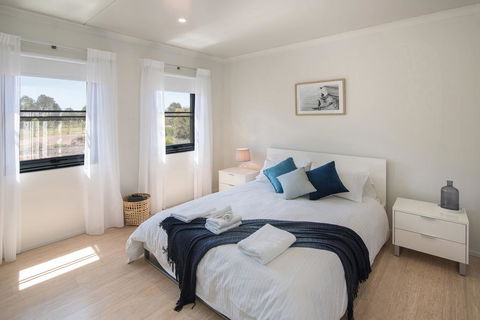 Wirraway Luxury Chalet - Australian Directory 3