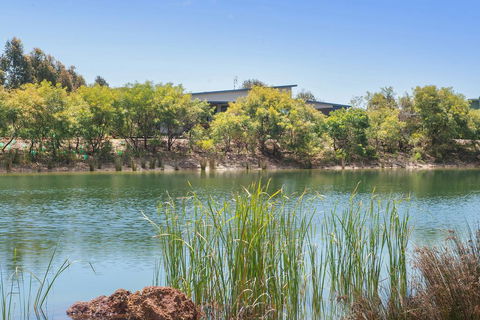 Wirraway Luxury Chalet - Australian Directory 0