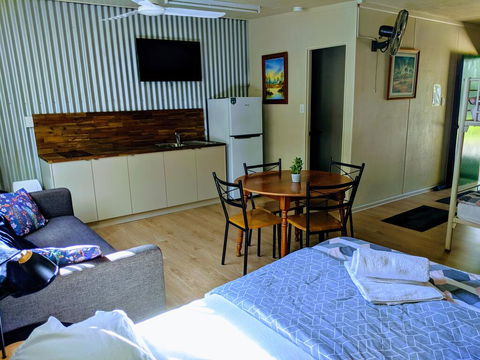 Woolshed Eco Lodge - Australian Directory 2