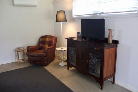 Wormwood Studio - Australian Directory 2