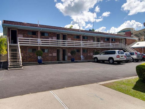 Wunpalm Motel & Holiday Cabins - Australian Directory 2