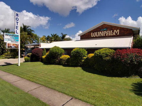 Wunpalm Motel & Holiday Cabins - Australian Directory 1