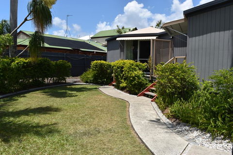 Wunpalm Motel & Holiday Cabins - Australian Directory 3