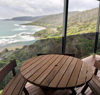 Wye Escape with amazing sweeping ocean views - Australian Directory