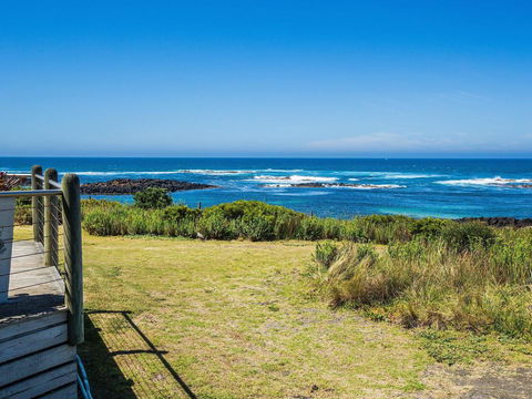WYTONIA 2 - Australian Directory 3