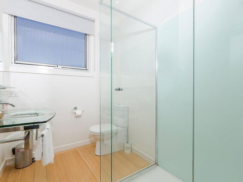 WYTONIA 3 PENTHOUSE - Australian Directory 2
