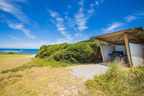 Wytonia Beachfront Accommodation - Australian Directory 2