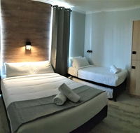 Yamba Central Hotel and Backpackers - Australian Directory