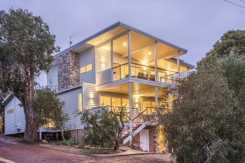 Yaringa - Australian Directory 0