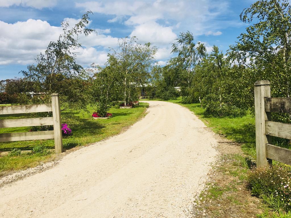  Australian Directory