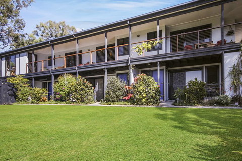 Yarrandabbi Dreaming Boutique B&B - Australian Directory 2