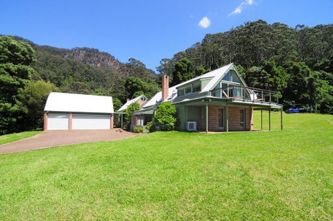 Yeola - Lush Location With River Access! - Australian Directory 2